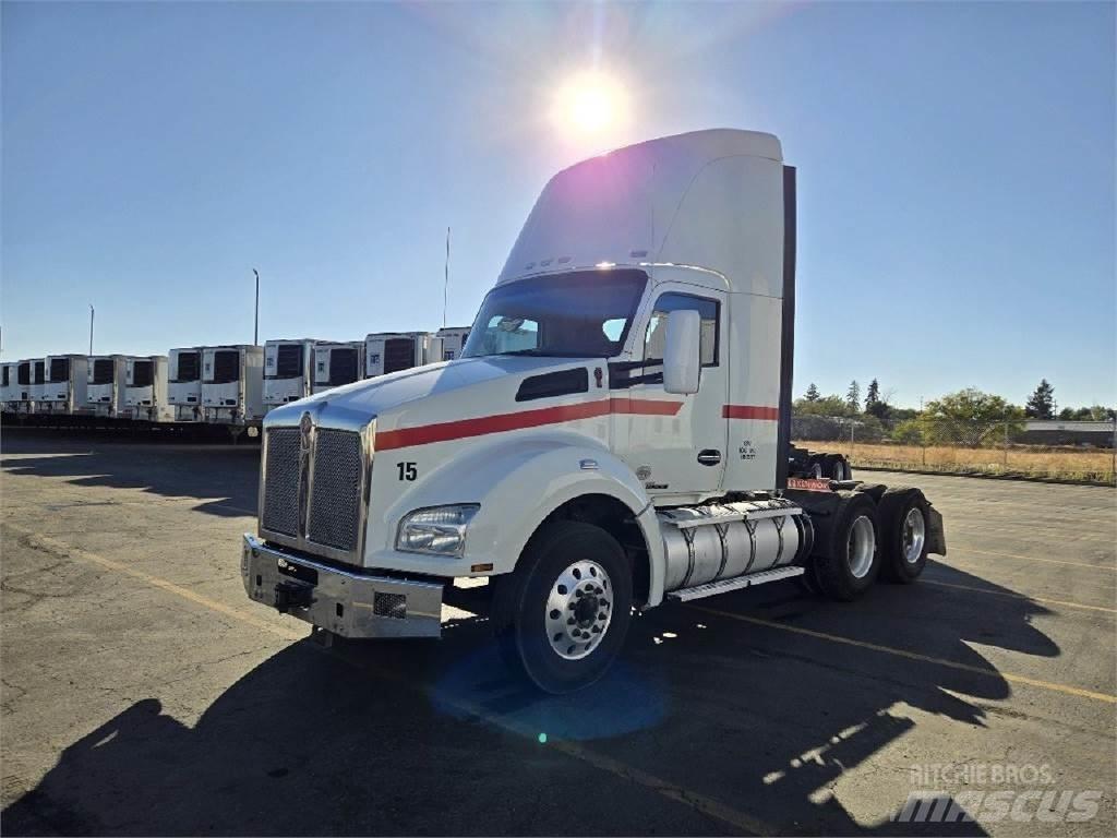 Kenworth T880 Camiones tractor