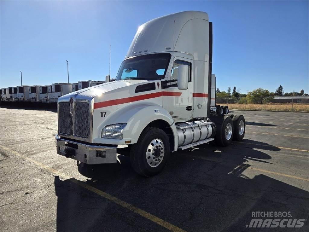 Kenworth T880 Camiones tractor