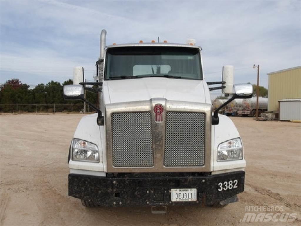 Kenworth T880 Camiones tractor