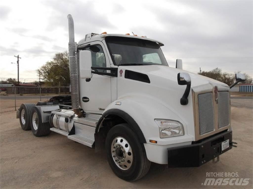 Kenworth T880 Camiones tractor