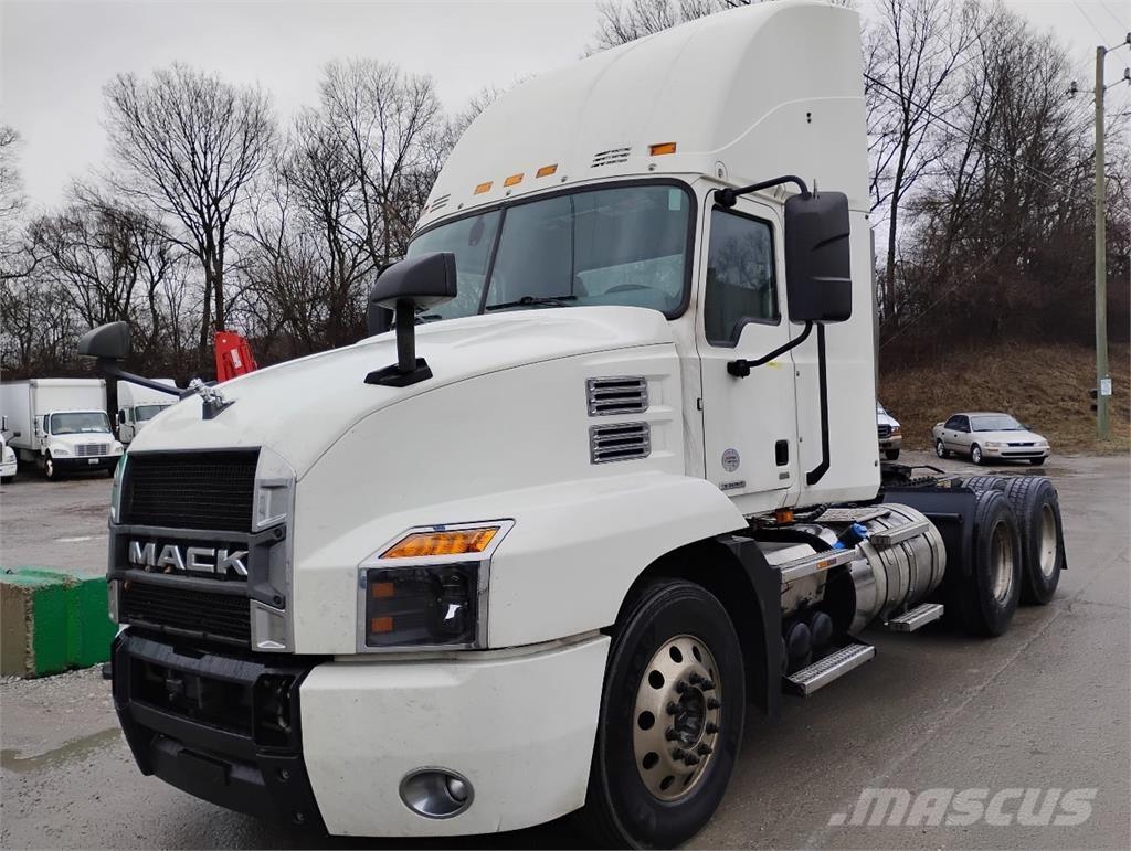 Mack Anthem AN64T Camiones tractor