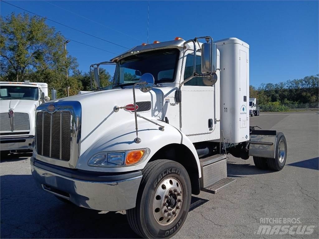 Peterbilt 337 Camiones tractor