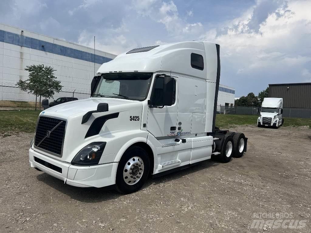 Volvo VNL64T670 Camiones tractor