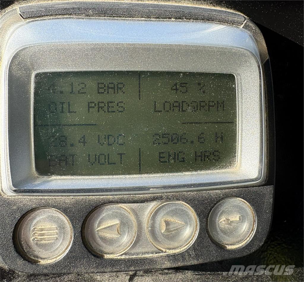  ART 240 ART 240 Rodillos sobre neumáticos