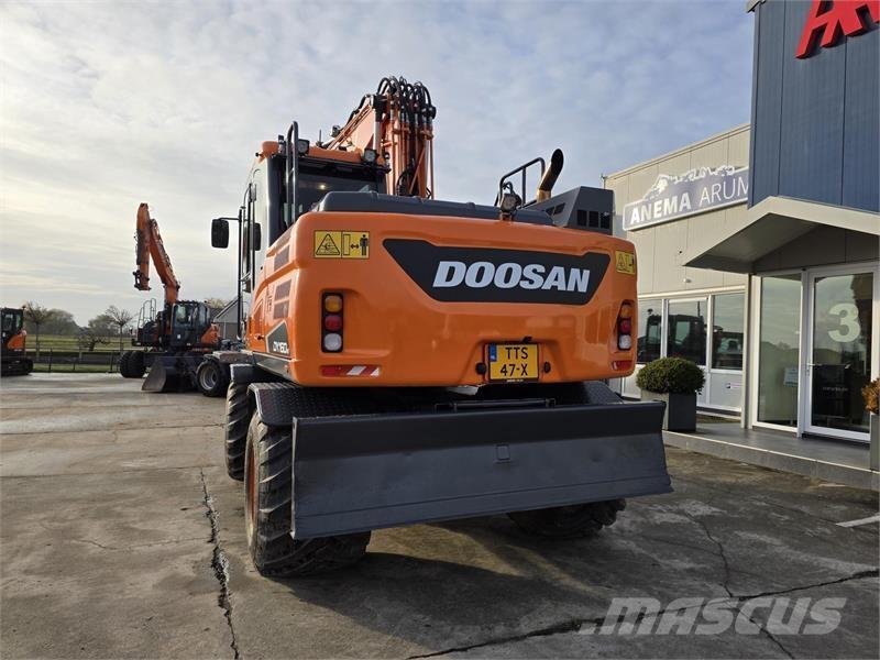 Doosan DX160W-5 Excavadoras de ruedas