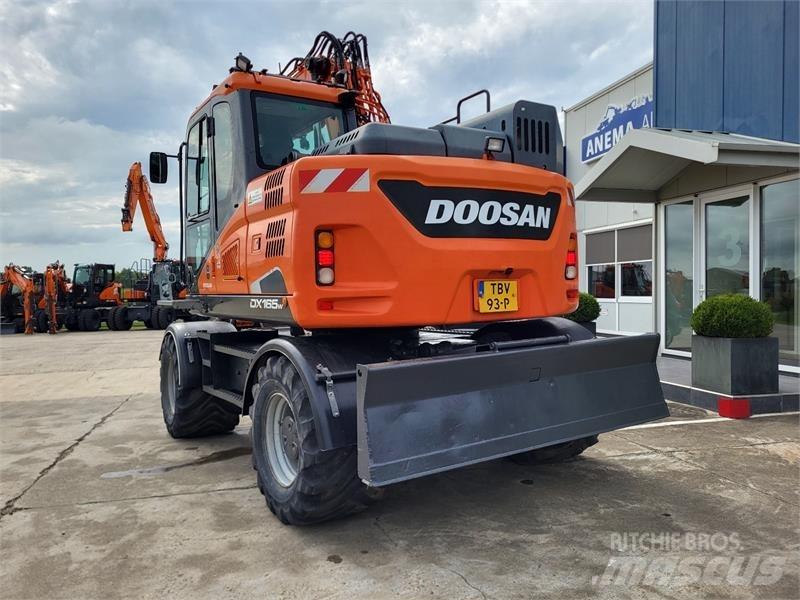 Doosan DX165W-5 Excavadoras de ruedas