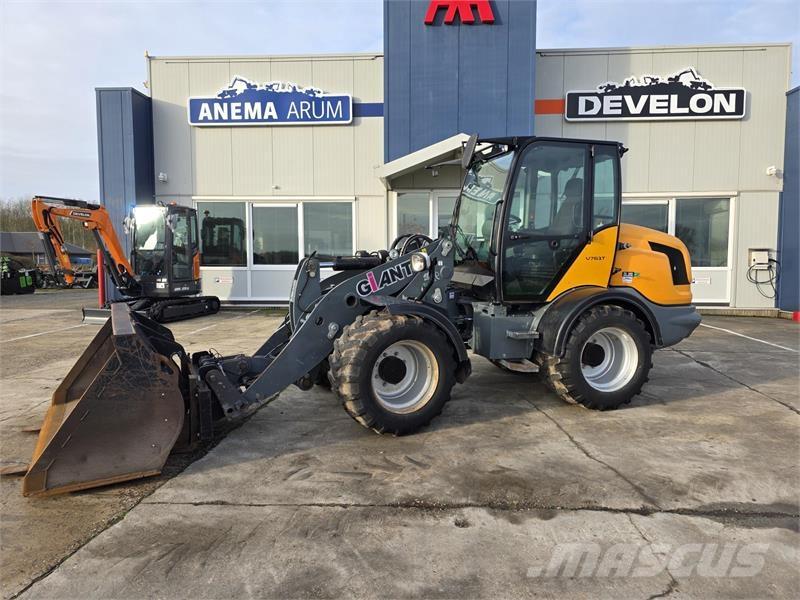 GiANT V761 Cargadoras sobre ruedas