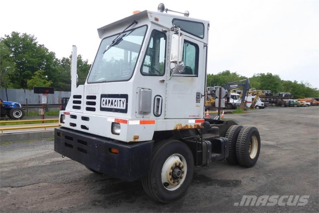 Capacity TJ5000 Tractocamiones para terminales