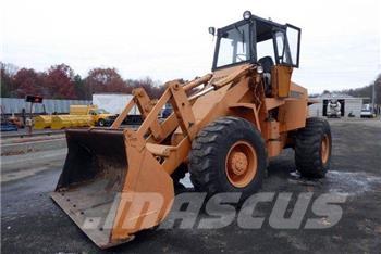 CASE W24B Cargadoras sobre ruedas