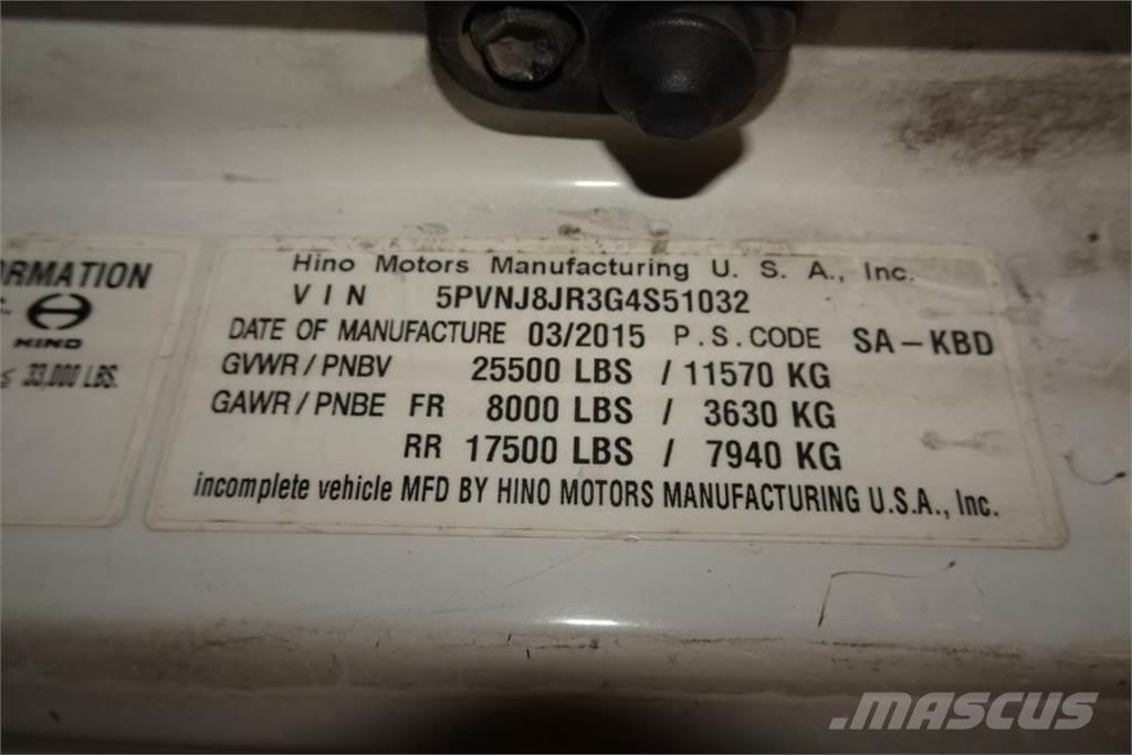 Hino 258 Camiones con caja de remolque