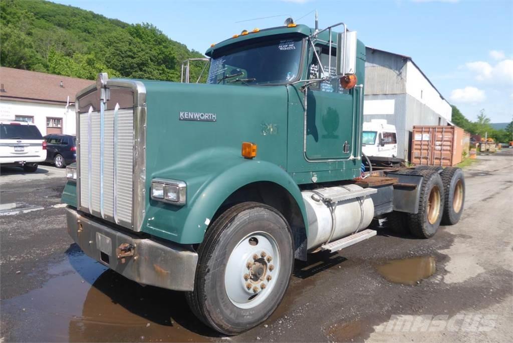 Kenworth W900B Camiones con chasís y cabina