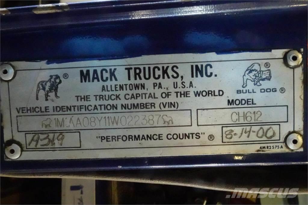 Mack CH612 Camiones con chasís y cabina