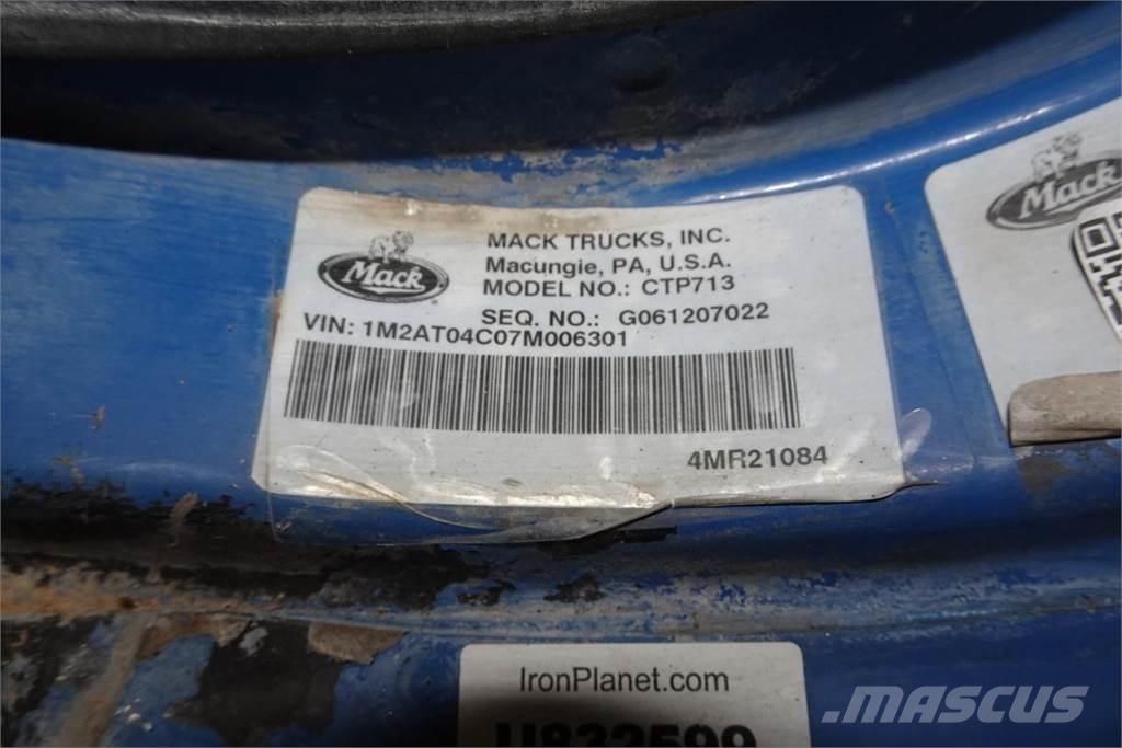 Mack CTP713 Camiones de concreto