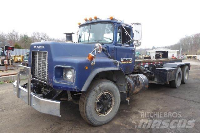 Mack RB688S Camiones portacontenedores