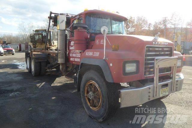 Mack RD688S Camiones portacontenedores