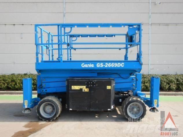 Genie GS-2669DC Plataformas con brazo de elevación manual