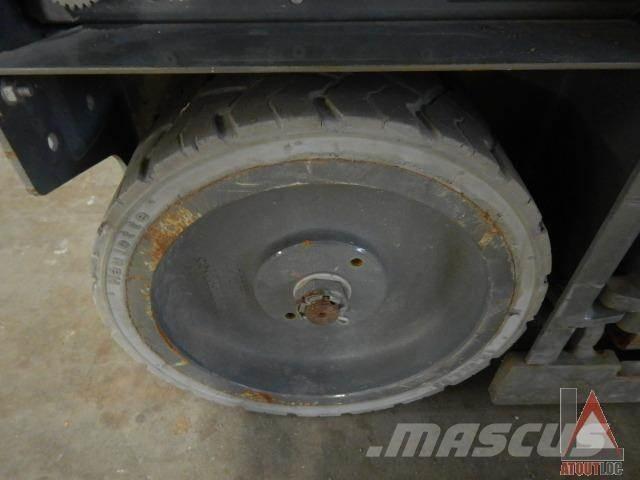 Haulotte Star 6 Plataformas con brazo de elevación manual