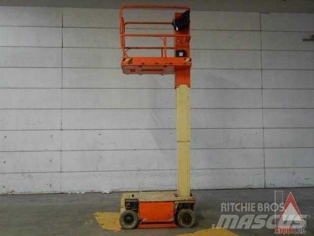 JLG 1230ES Plataformas con brazo de elevación manual