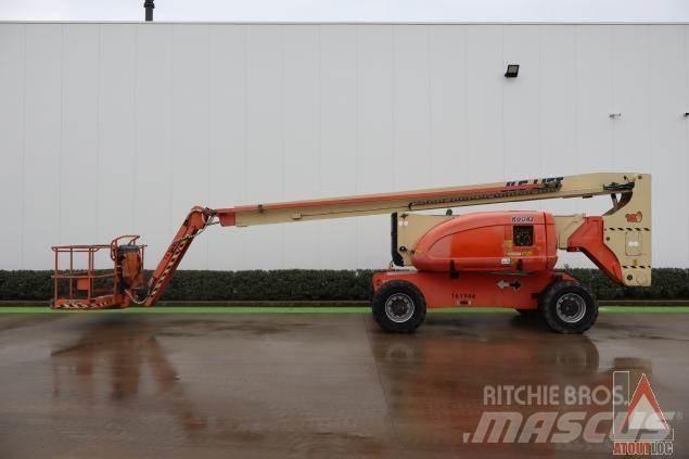 JLG 800AJ Plataformas con brazo de elevación manual