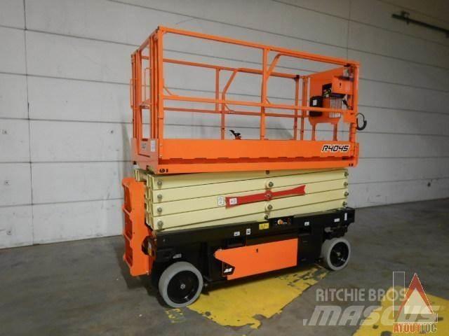 JLG R4045 Plataformas con brazo de elevación manual