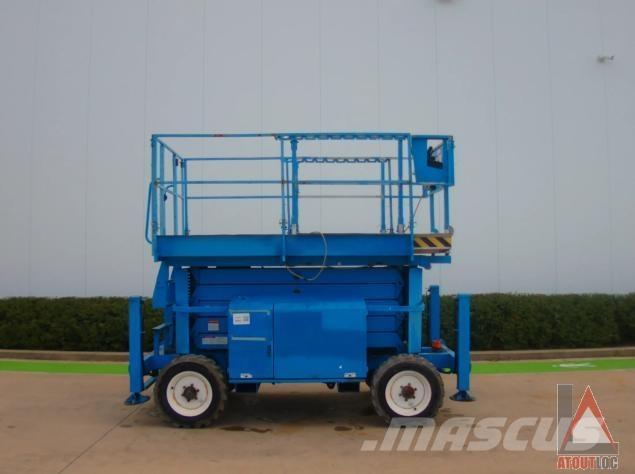 Snorkel S3370RT Plataformas con brazo de elevación manual