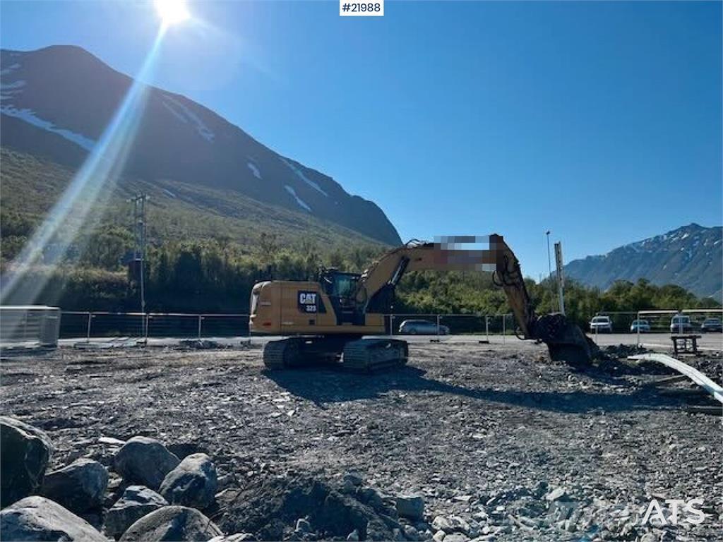 CAT 323 Excavadoras sobre orugas