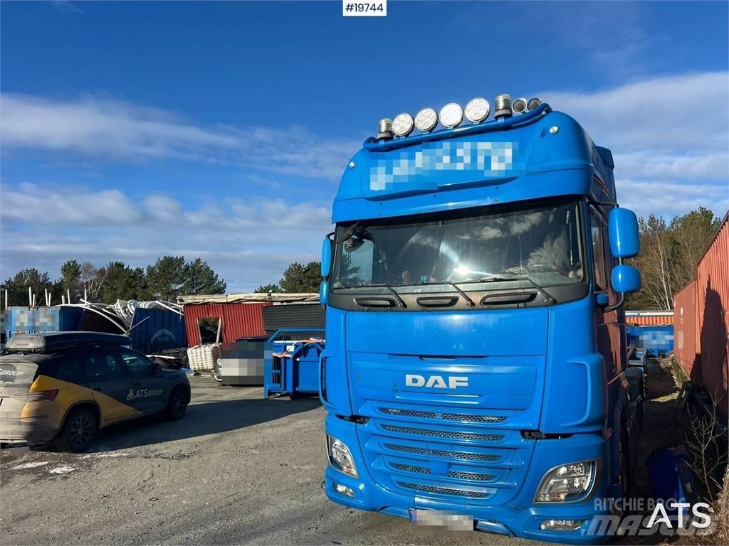 DAF XF510 Camiones elevadores de gancho