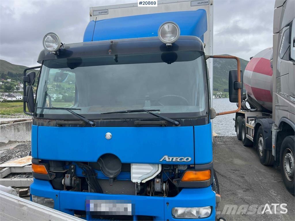 Mercedes-Benz 1523 Camiones con caja de remolque