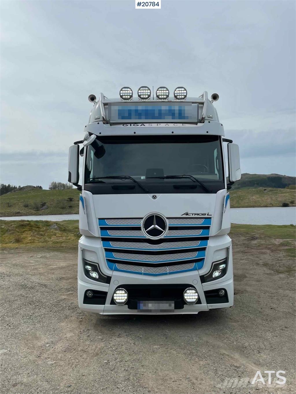 Mercedes-Benz Actros Camiones con caja de remolque