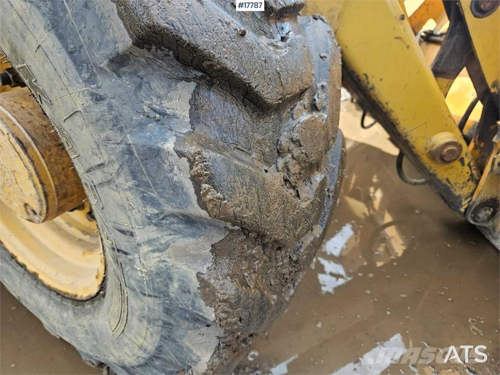 CAT 432E Retrocargadoras