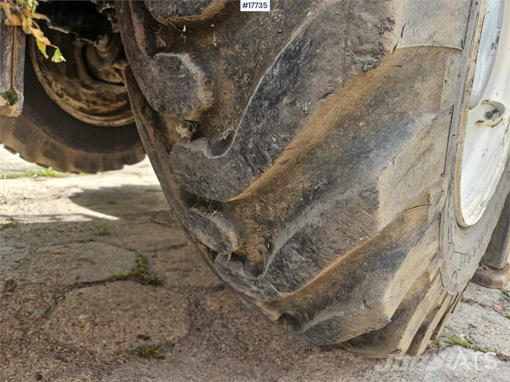 Hidromek HMK 102S Retrocargadoras