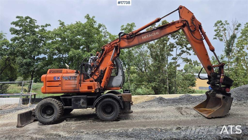 Hitachi EX 165W Excavadoras de ruedas