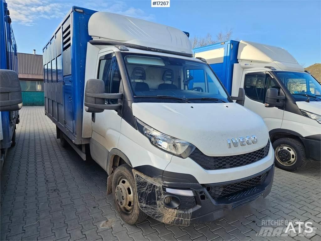 Iveco 35C15 Camiones para transporte de animales