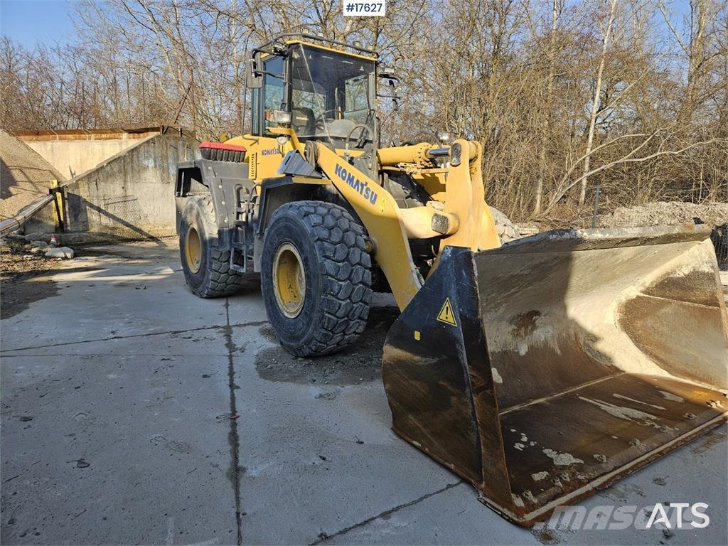 Komatsu WA 320-5 Cargadoras sobre ruedas