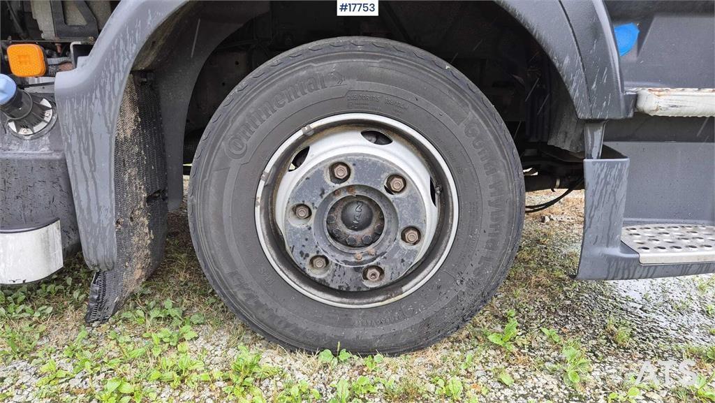 MAN TGL 8.250 Camiones con caja de remolque