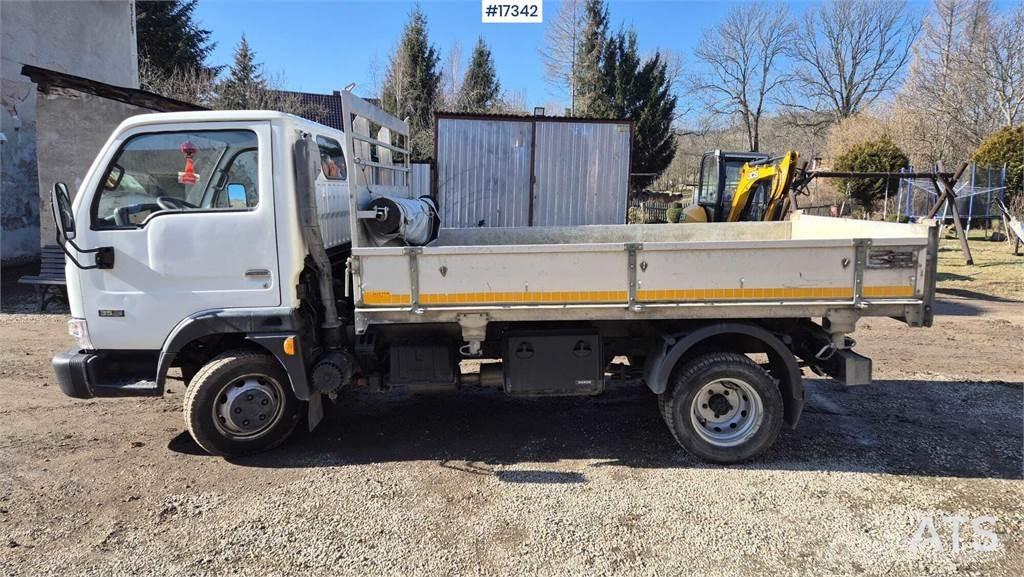 Nissan Cabstar Bañeras basculantes usadas