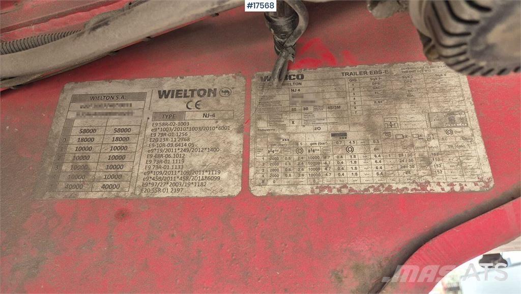 Wielton NJ 4 Semirremolques de carga baja