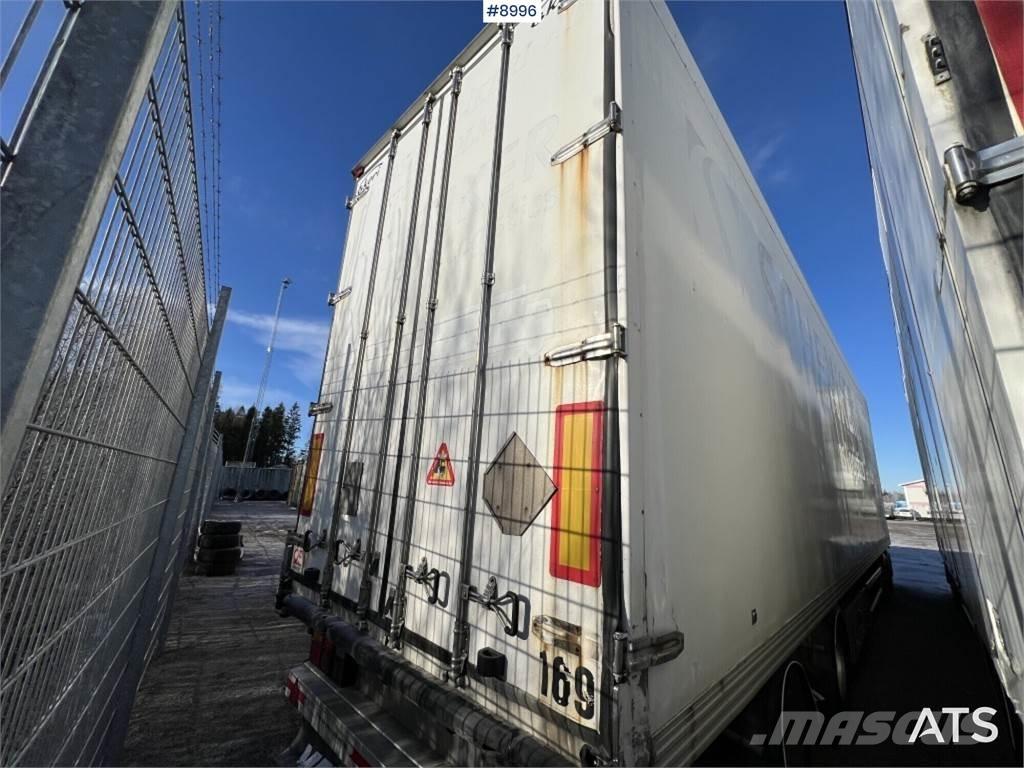 Ekeri L/L-4 Otros remolques