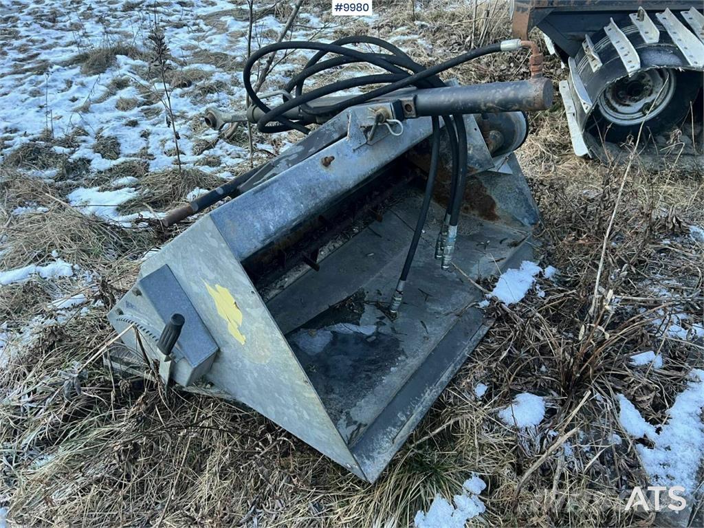 Fjärås 250-1100 Esparcidoras de arena y sal