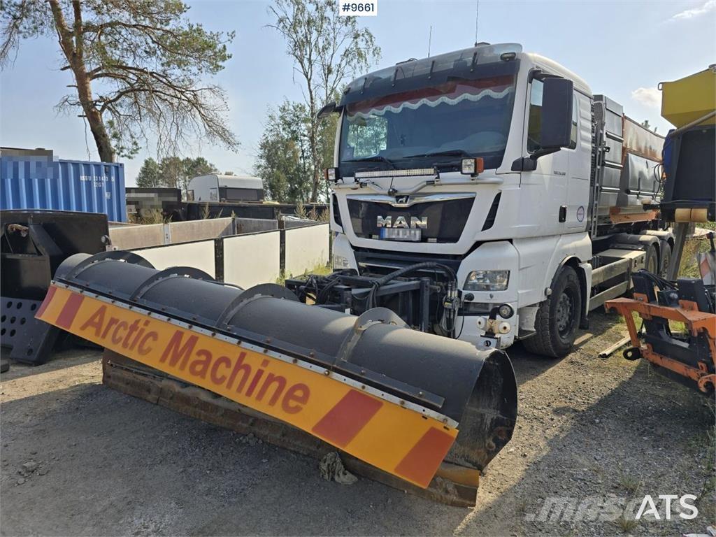 MAN TGX 25.500 Camiones elevadores de gancho
