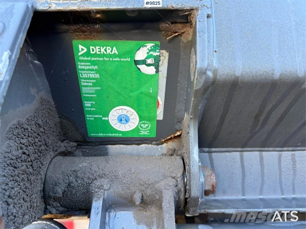 Scania P94GB4X2NZ230 Camiones grúa