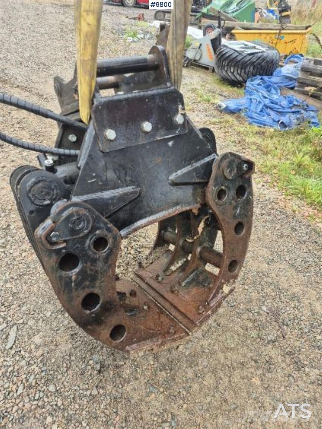 SE Equipment SES 20 Retroexcavadoras