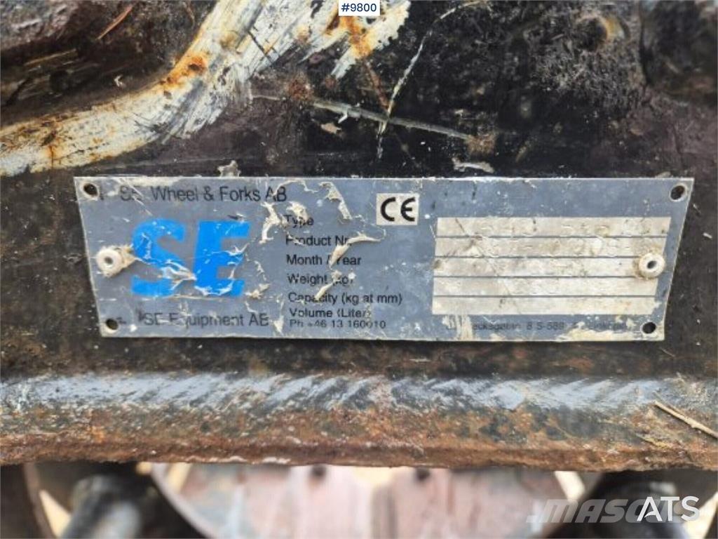 SE Equipment SES 20 Retroexcavadoras