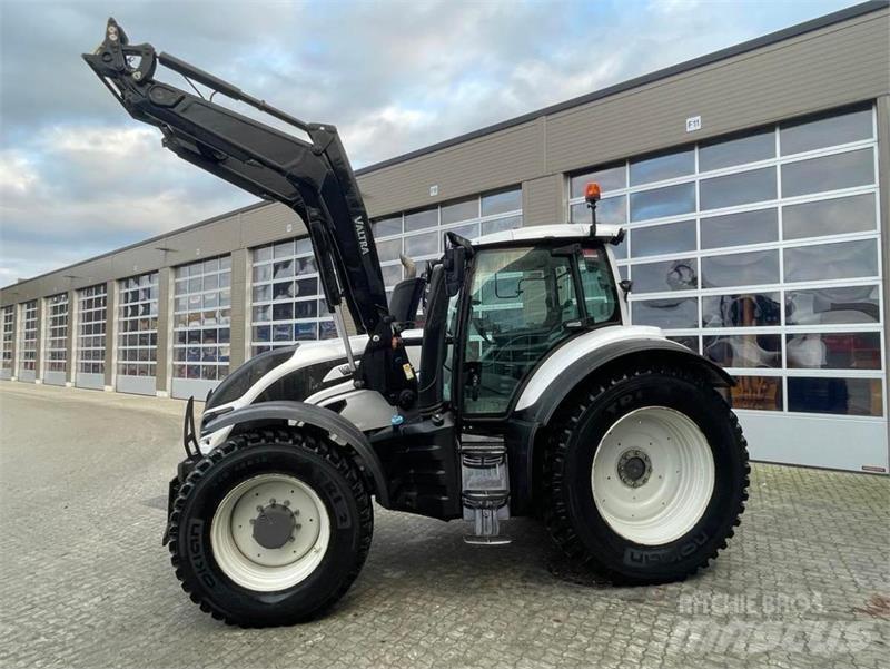 Valtra T234 Tractores