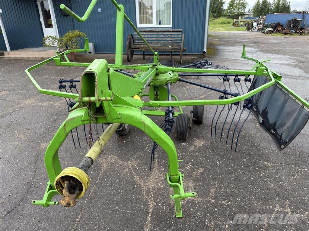 Deutz-Fahr 300 Mezcladoras distribuidoras