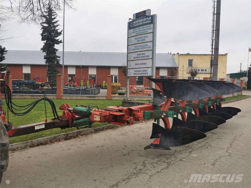 Kverneland PB 100 Arados convencionales