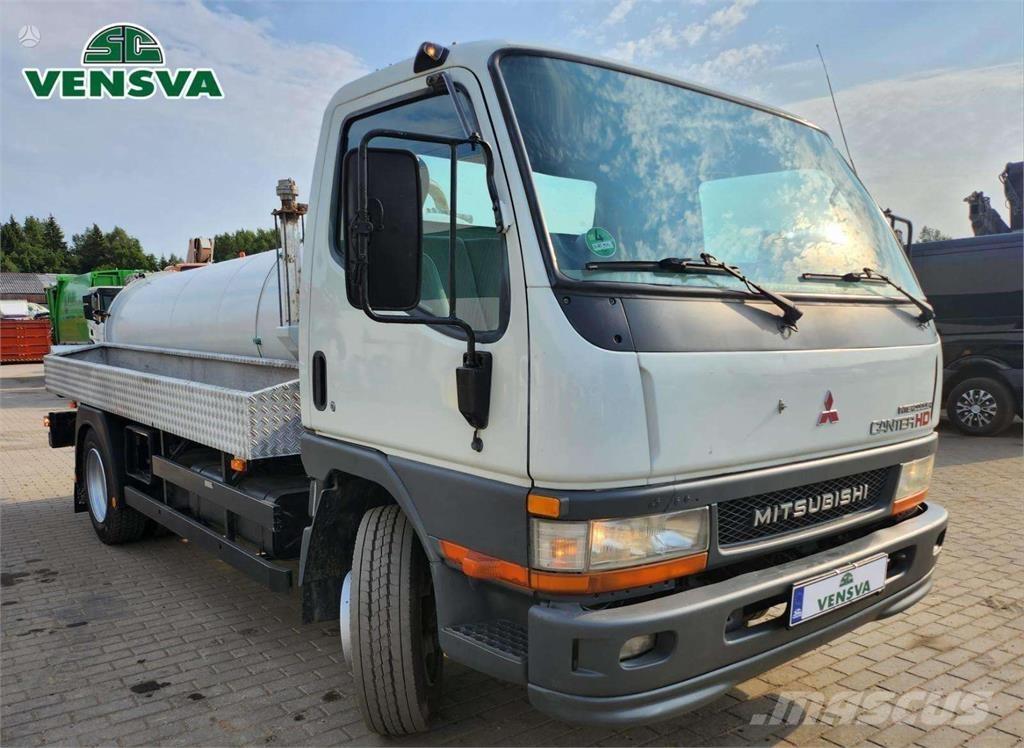 Mitsubishi Canter Camiones aspiradores/combi