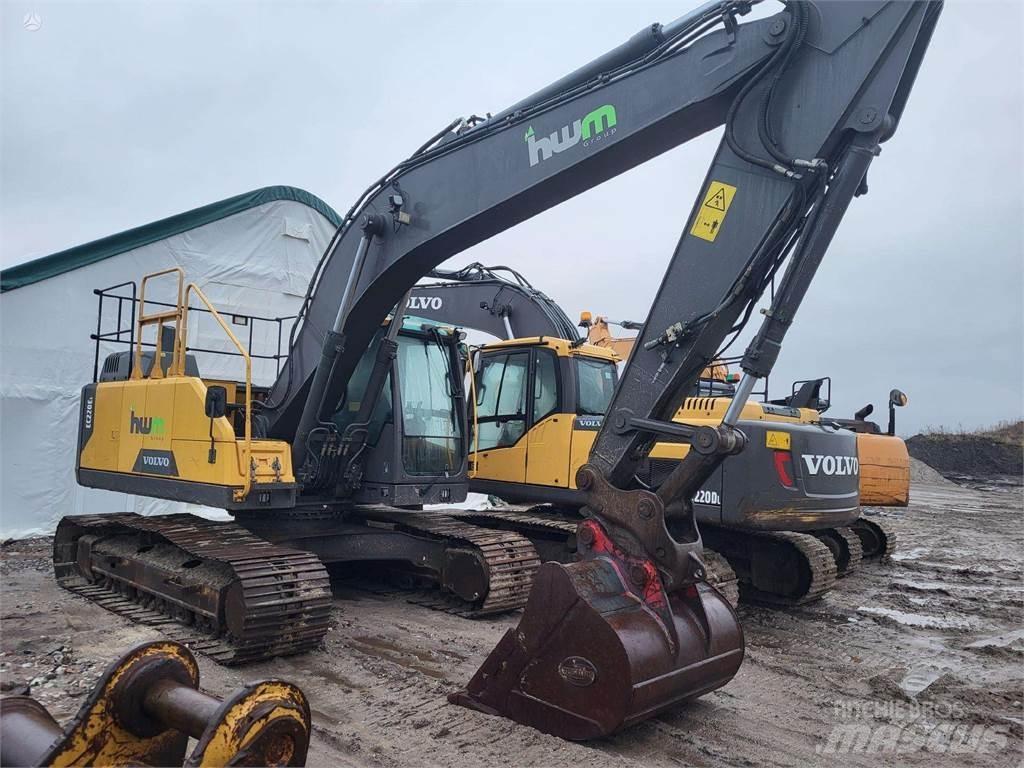 Volvo EC220E Excavadoras sobre orugas