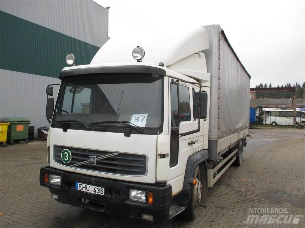 Volvo FL6 Camiones de caja de lona