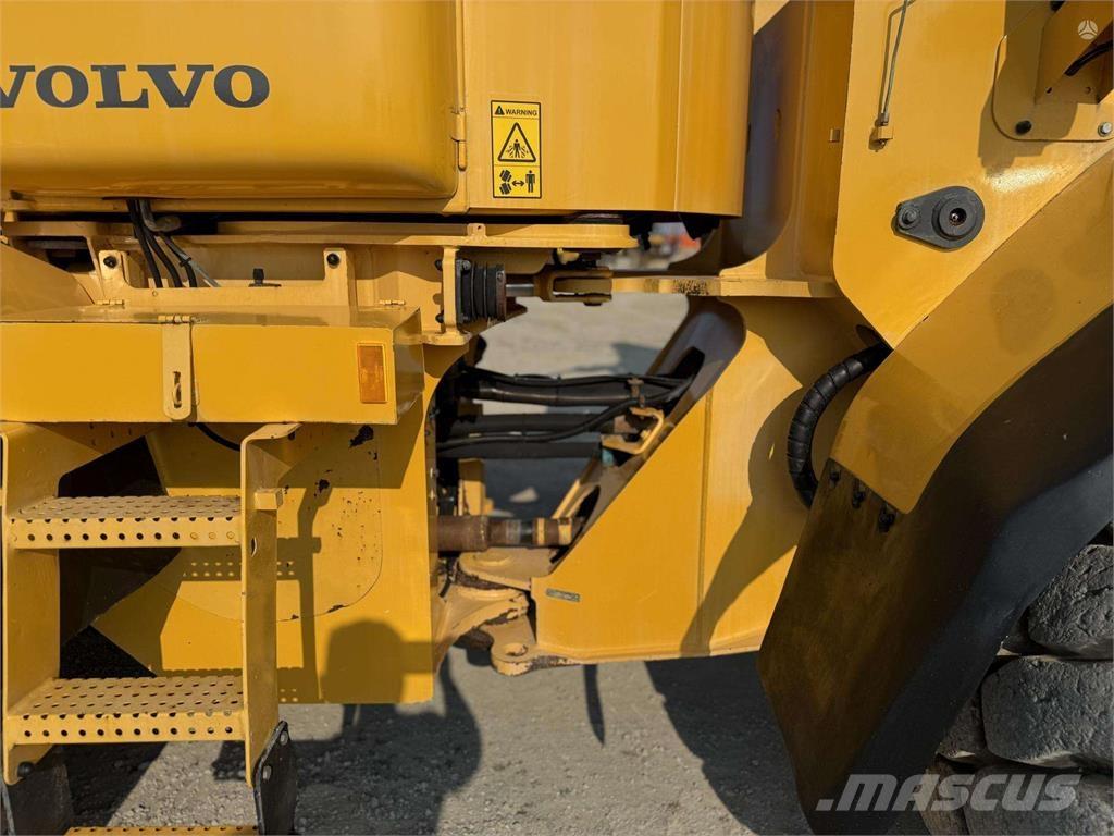 Volvo L 110 E Cargadoras sobre ruedas
